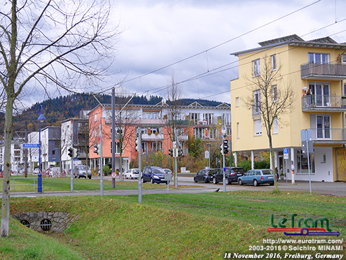 �t���C�u���N��LRT